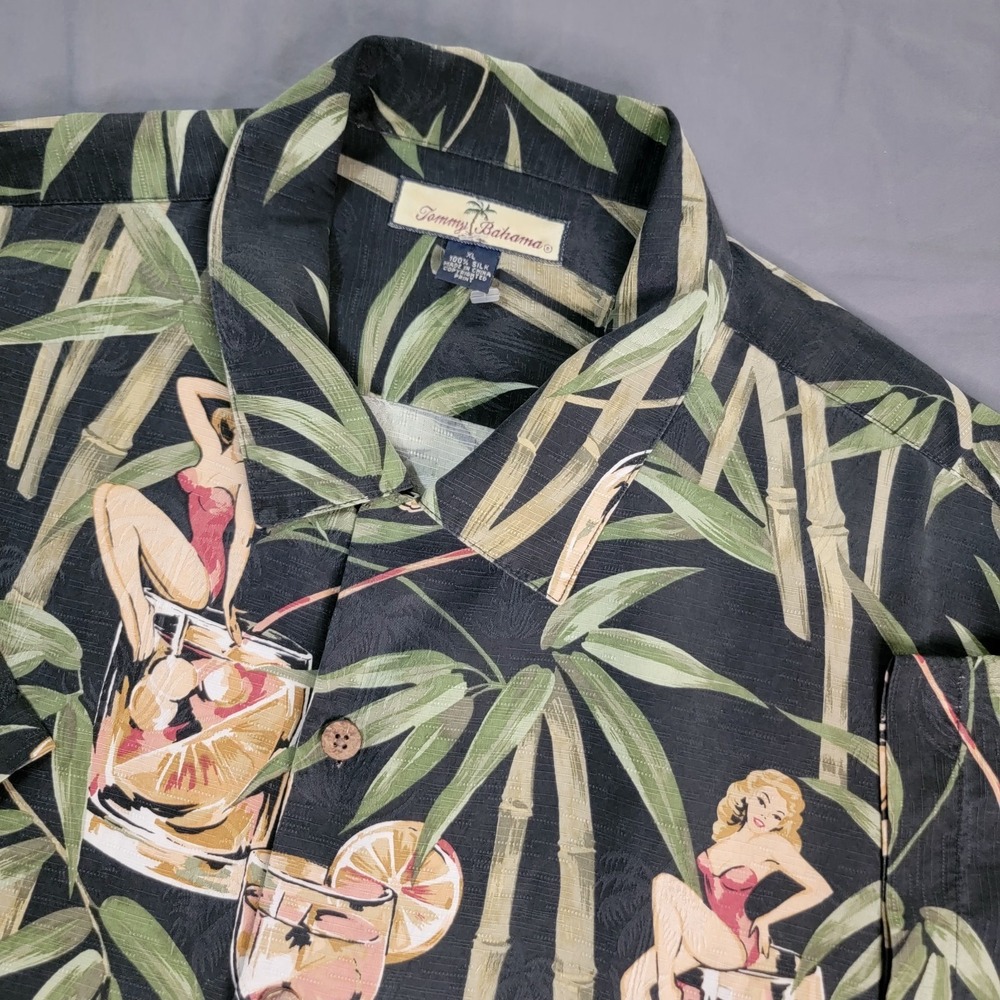 Tommy Bahama Shirt Mens XL 100% Silk Cocktail Bikini All Over Print Short Sleeve